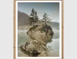 Bild Bergsee mit Felseninsel