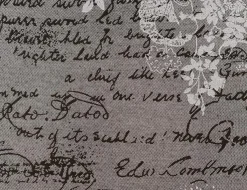 Dekostoff Schrift Grau