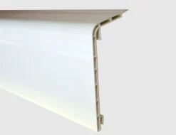 Heizrohrverkleidungsleiste