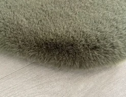 Kunstfellteppich Mia Dunkelgrün