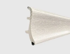 Sockelleiste mit Kabelkanal